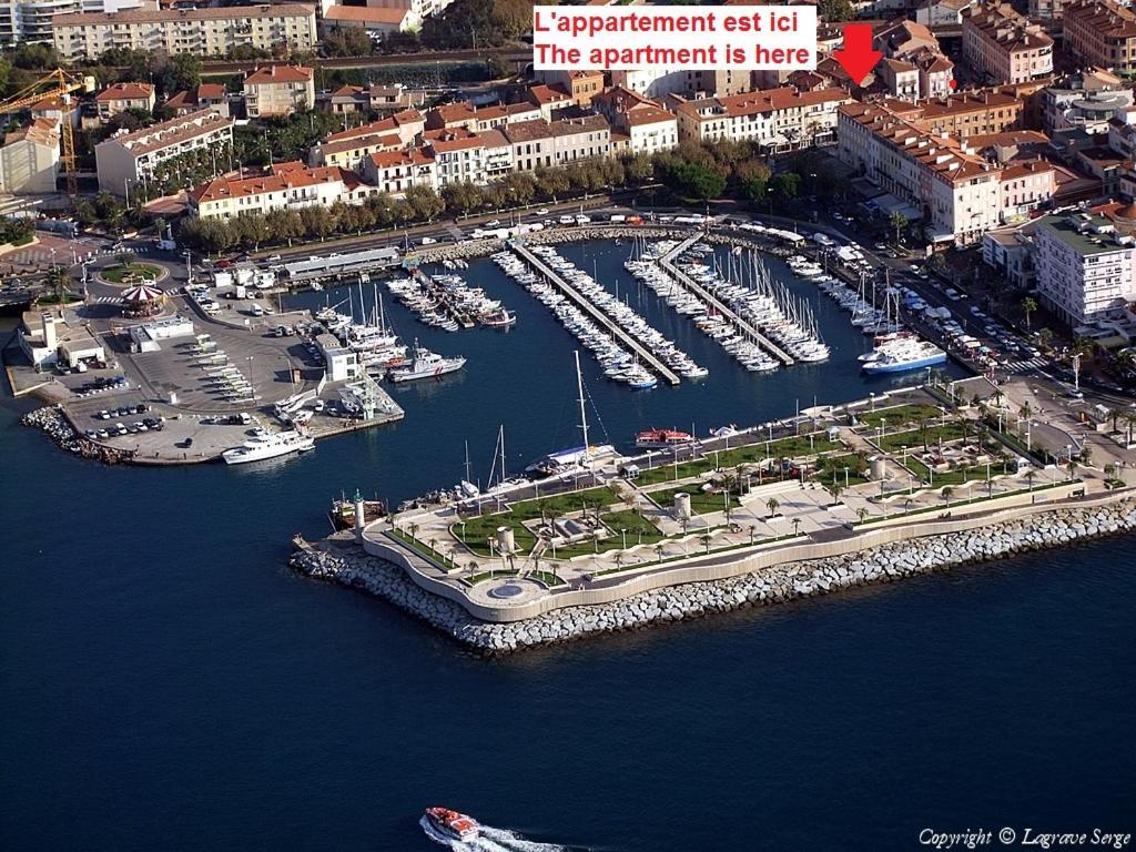 Appartement 2 Neuf Sur Le Port A Cote De La Plage Saint-Raphael  Ngoại thất bức ảnh